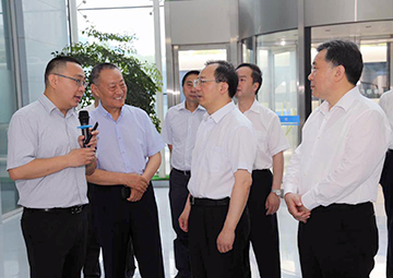 国务委员、国务院秘书长， 时任江苏省委书记吴政隆调研太阳城科技